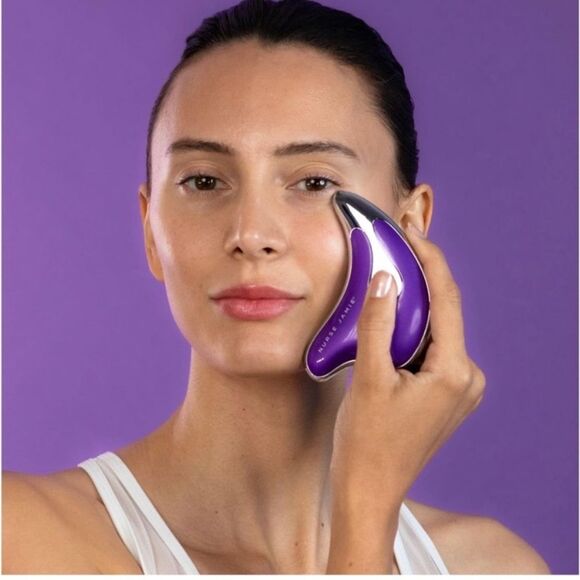 NEW Nurse Jamie TriAngle Facial Beauty Tool Sculping Firming Sonic Face Massage - Picture 7 of 7